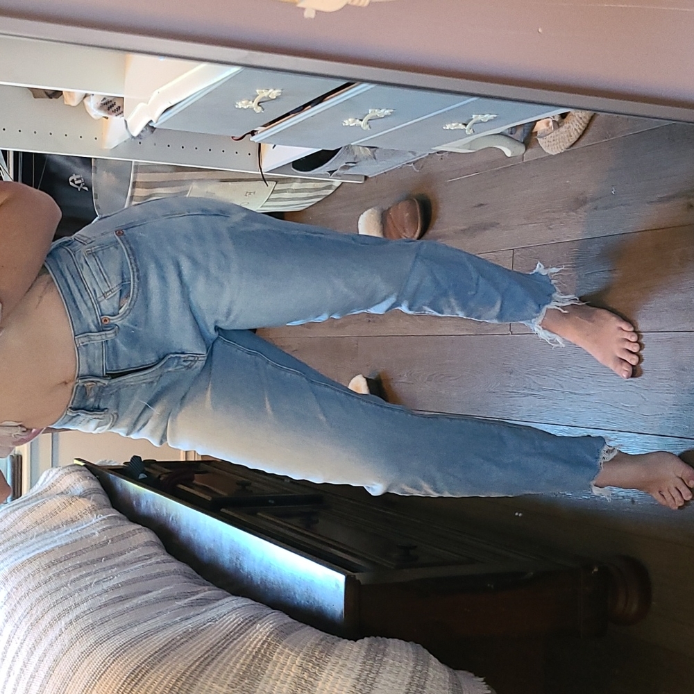 AE mom jeans